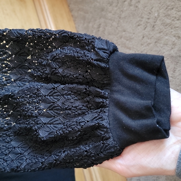 Storm Los Angeles lace sleeve top - Picture 5 of 6
